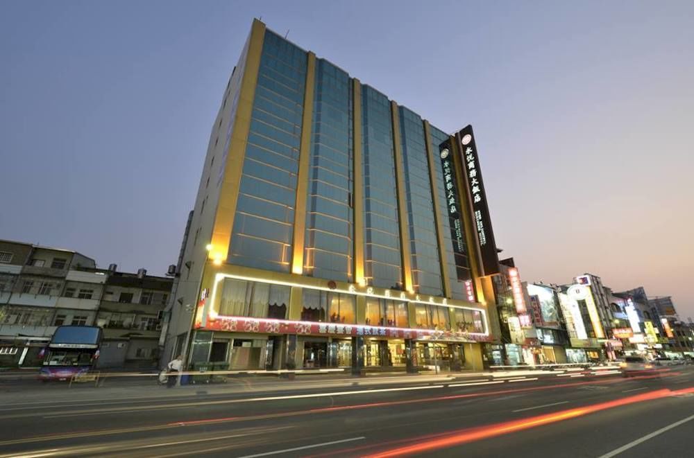 Ever Delightful Business Hotel Chiayi Buitenkant foto