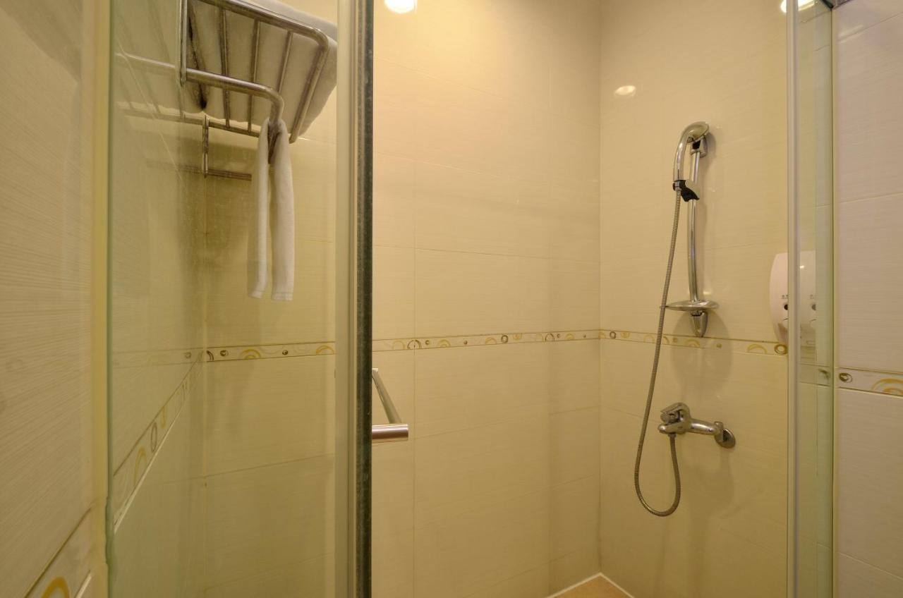 Ever Delightful Business Hotel Chiayi Buitenkant foto
