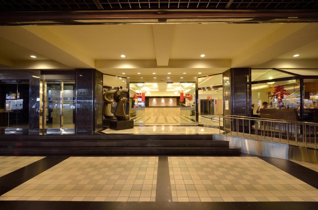 Ever Delightful Business Hotel Chiayi Buitenkant foto