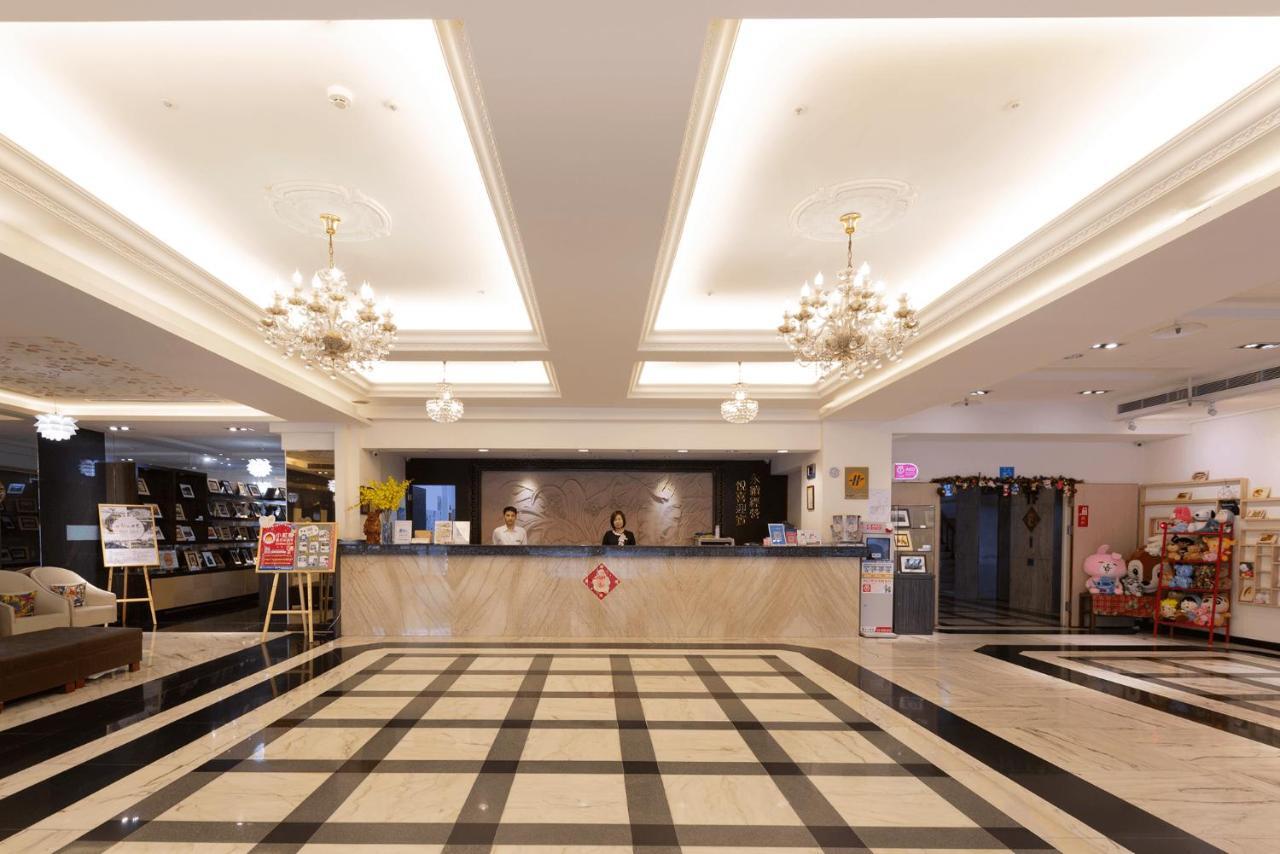 Ever Delightful Business Hotel Chiayi Buitenkant foto